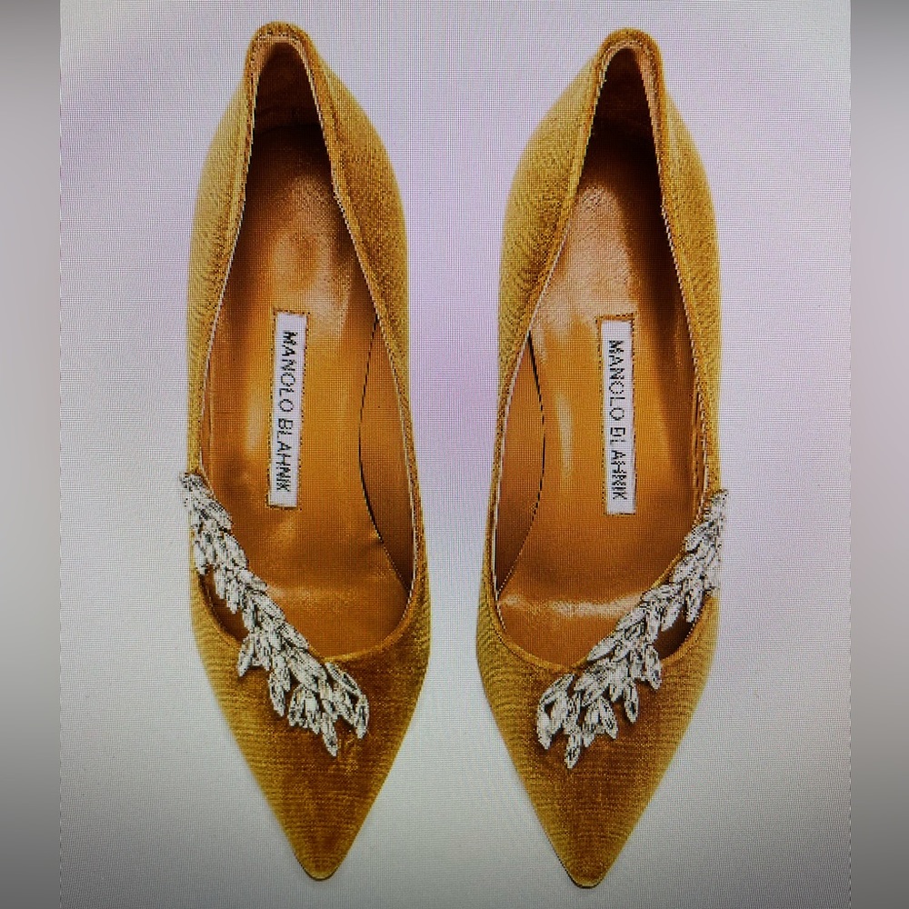 Manolo Blahnik - Yellow (Mustard) Nadira 90 Velvet Heel